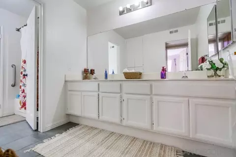 Bath - 1130 Cleo, Escondido, CA 92027 photo 5 of 6
