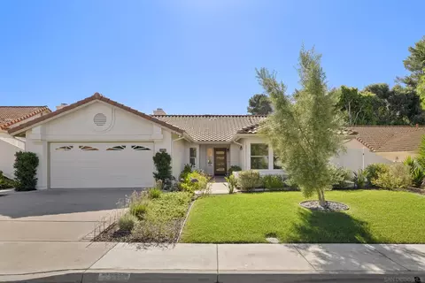 Exterior - 1458 Clark Ct, Vista, CA 92081 photo 3 of 11
