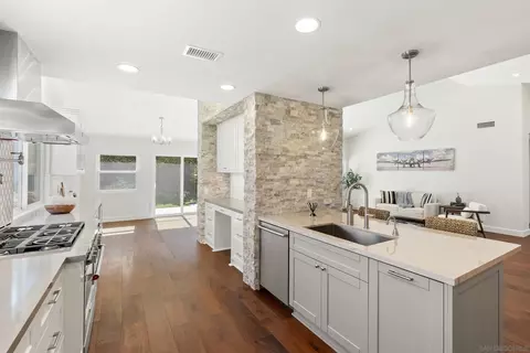 Kitchen - 1458 Clark Ct, Vista, CA 92081 photo 11 of 11
