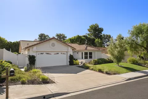Exterior - 1458 Clark Ct, Vista, CA 92081 photo 4 of 11