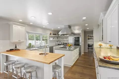 Kitchen - 5705 La Granada, Rancho Santa Fe, CA 92067 photo 1 of 2
