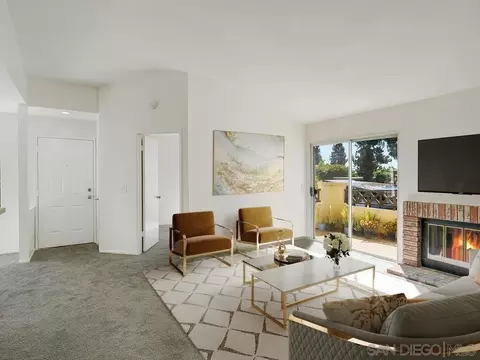 761 Brookstone Rd #203, Chula Vista, CA 91913