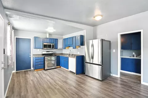 736 Olivewood Ter, San Diego, CA 92113