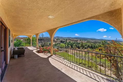 41590 De Portola Rd, Temecula, CA 92592 photo 4