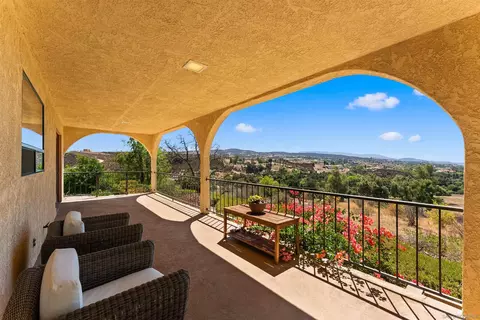 41590 De Portola Rd, Temecula, CA 92592 photo 2