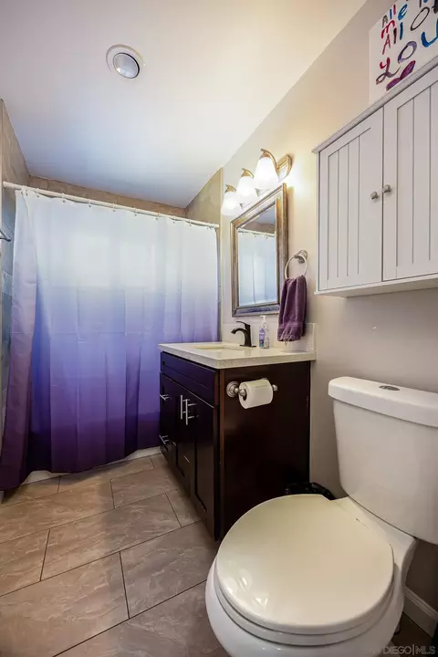 Bath - 576 Jeffree St, El Cajon, CA 92020 photo 2 of 2