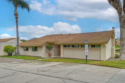17484 Plaza Del Curtidor #180, San Diego, CA 92128