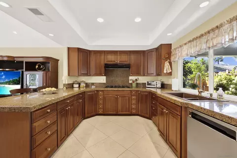 Kitchen - 17233 Cuvee Ct, Poway, CA 92064 photo 2 of 3