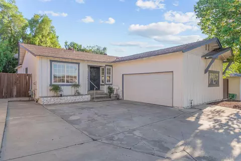 Exterior - 9121 Farrington Dr, Santee, CA 92071 photo 1 of 8