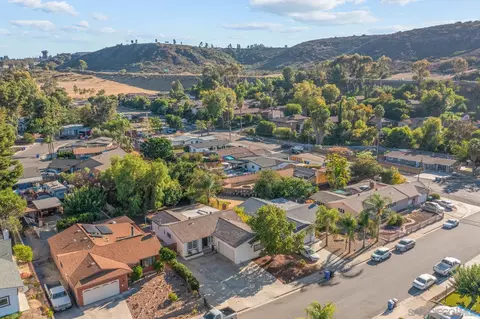 View/Area - 9121 Farrington Dr, Santee, CA 92071 photo 3 of 5