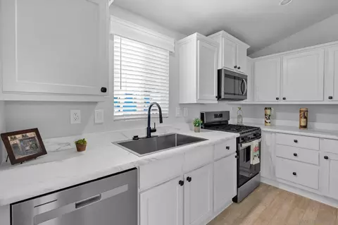 Kitchen - 12044 Royal Rd #63, El Cajon, CA 92021 photo 1 of 4