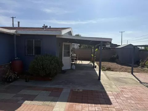 Exterior - 743 Iris Ave, Imperial Beach, CA 91932 photo 2 of 6