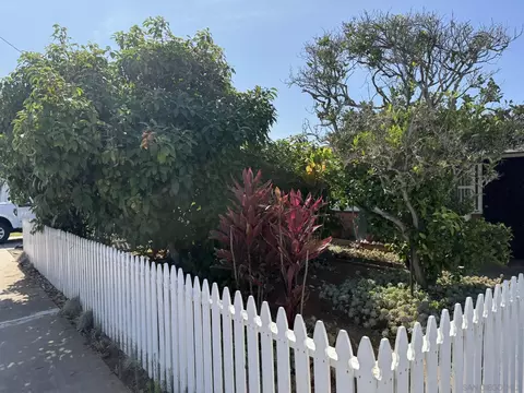 Exterior - 743 Iris Ave, Imperial Beach, CA 91932 photo 4 of 6