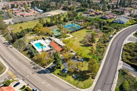 2327 Rosal Ln, Spring Valley, CA 91977 photo 27