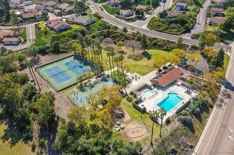 2327 Rosal Ln, Spring Valley, CA 91977 photo 25