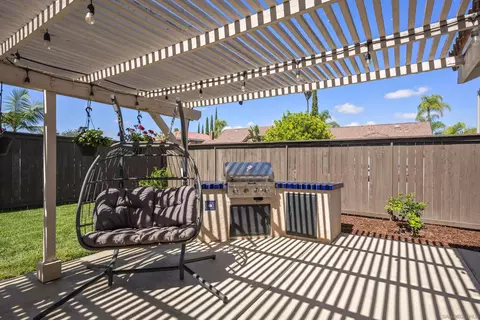 Exterior - 2208 Runabout Pl, El Cajon, CA 92019 photo 4 of 11