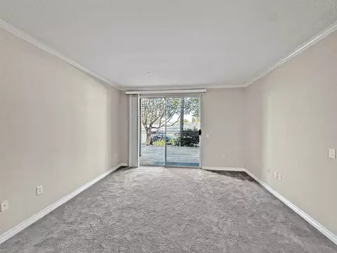 Living - 4155 Executive Dr #E109, La Jolla, CA 92037 photo 4 of 4