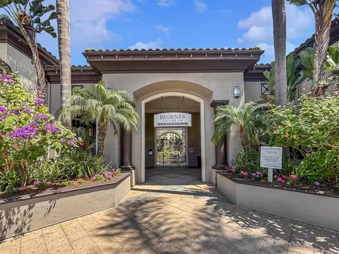 Exterior - 4155 Executive Dr #E109, La Jolla, CA 92037 photo 1 of 9