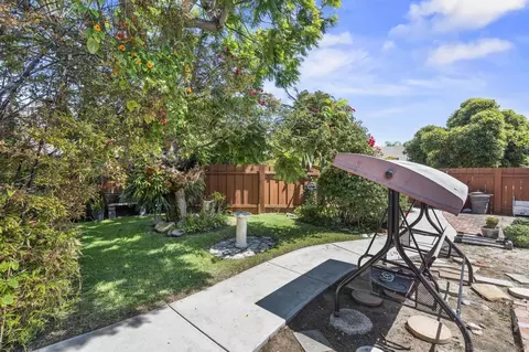 3712 Promontory St, San Diego, CA 92109