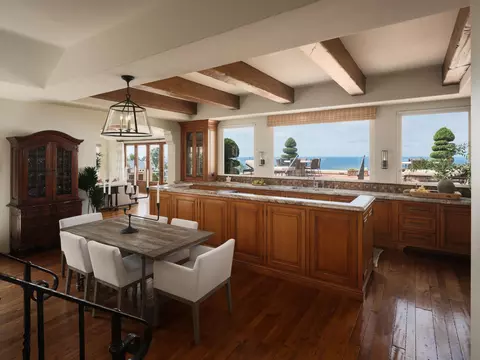Kitchen - 7757 Whitefield Pl, La Jolla, CA 92037 photo 1 of 3