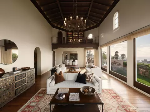 Living - 7757 Whitefield Pl, La Jolla, CA 92037 photo 5 of 12