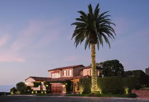 Exterior - 7757 Whitefield Pl, La Jolla, CA 92037 photo 1 of 10