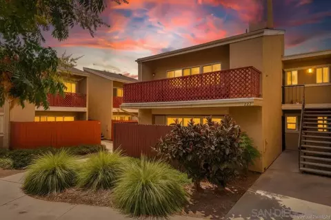 475 N Midway Dr #122, Escondido, CA 92027