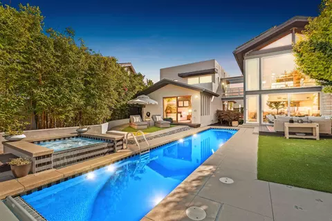 Exterior - 5259 Pacifica Dr, San Diego, CA 92109 photo 27 of 27