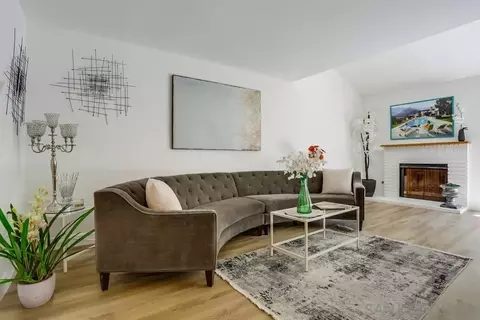 2957 Lexington Cir, Carlsbad, CA 92010