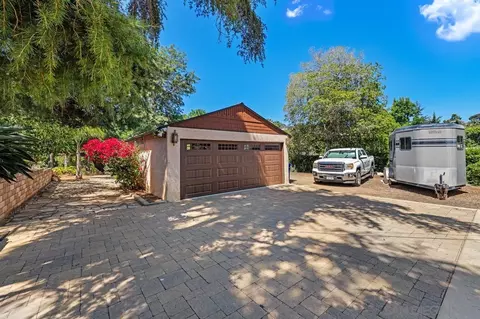 4744 Resmar Rd, La Mesa, CA 91941 photo 2