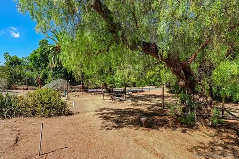 4744 Resmar Rd, La Mesa, CA 91941 photo 35