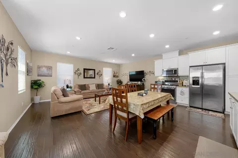 1515 Crown Ln #6, Chula Vista, CA 91915