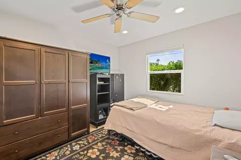 Bedroom - 2120 Mountain View Dr, Escondido, CA 92027 photo 4 of 4