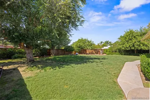 Exterior - 2120 Mountain View Dr, Escondido, CA 92027 photo 4 of 10
