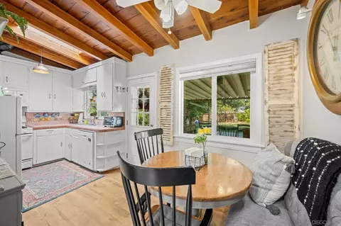 2120 Mountain View Dr, Escondido, CA 92027