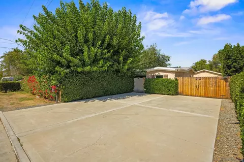 Exterior - 2120 Mountain View Dr, Escondido, CA 92027 photo 3 of 10
