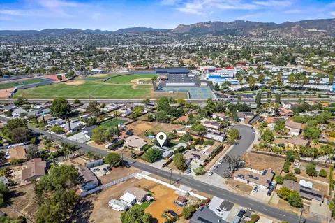 View/Area - 2120 Mountain View Dr, Escondido, CA 92027 photo 5 of 10