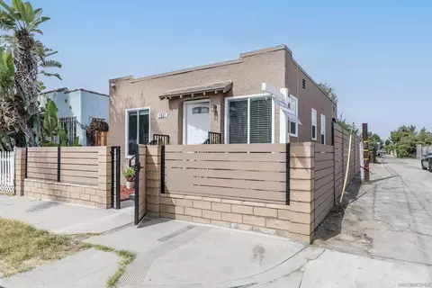1511 E 85th St, Los Angeles, CA 90001