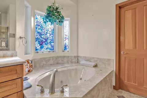 Bath - 3131 Pheasant Dr, Julian, CA 92036 photo 3 of 4