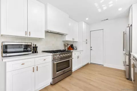 Kitchen - 13233 La Venta Dr, Poway, CA 92064 photo 4 of 4