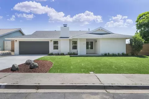13233 La Venta Dr, Poway, CA 92064