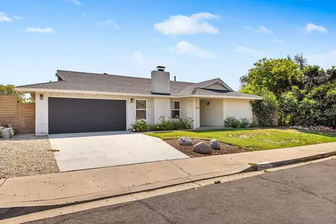 Exterior - 13233 La Venta Dr, Poway, CA 92064 photo 5 of 9