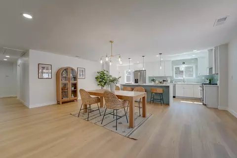 Dining - 1523 Lucky St, Oceanside, CA 92054 photo 1 of 2