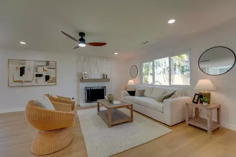 Living - 1523 Lucky St, Oceanside, CA 92054 photo 1 of 2