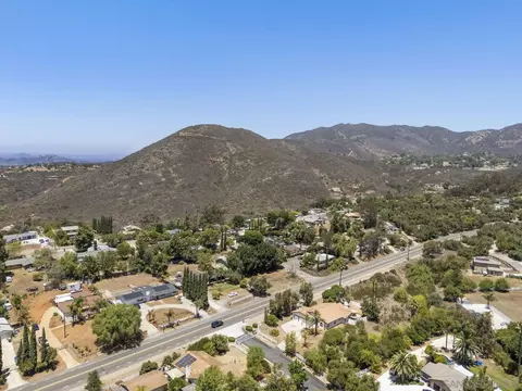 View/Area - 3195 Calle De Oro, Jamul, CA 91935 photo 4 of 6