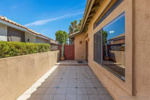 Exterior - 10145 Diamond Head Ct, Spring Valley, CA 91977 photo 3 of 7
