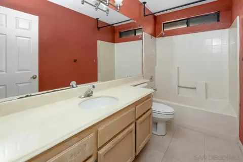 Bath - 10145 Diamond Head Ct, Spring Valley, CA 91977 photo 2 of 4