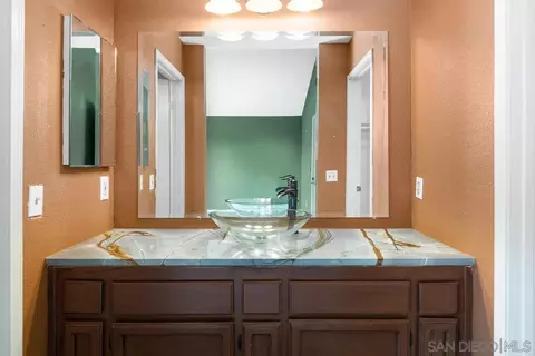 Bath - 10145 Diamond Head Ct, Spring Valley, CA 91977 photo 3 of 4