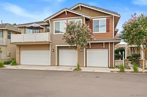 1344 Shoshone Falls Dr, Ramona, CA 92065