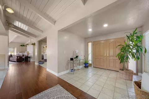 Entry Way - 719 Singing Trails Dr, El Cajon, CA 92019 photo 1 of 2